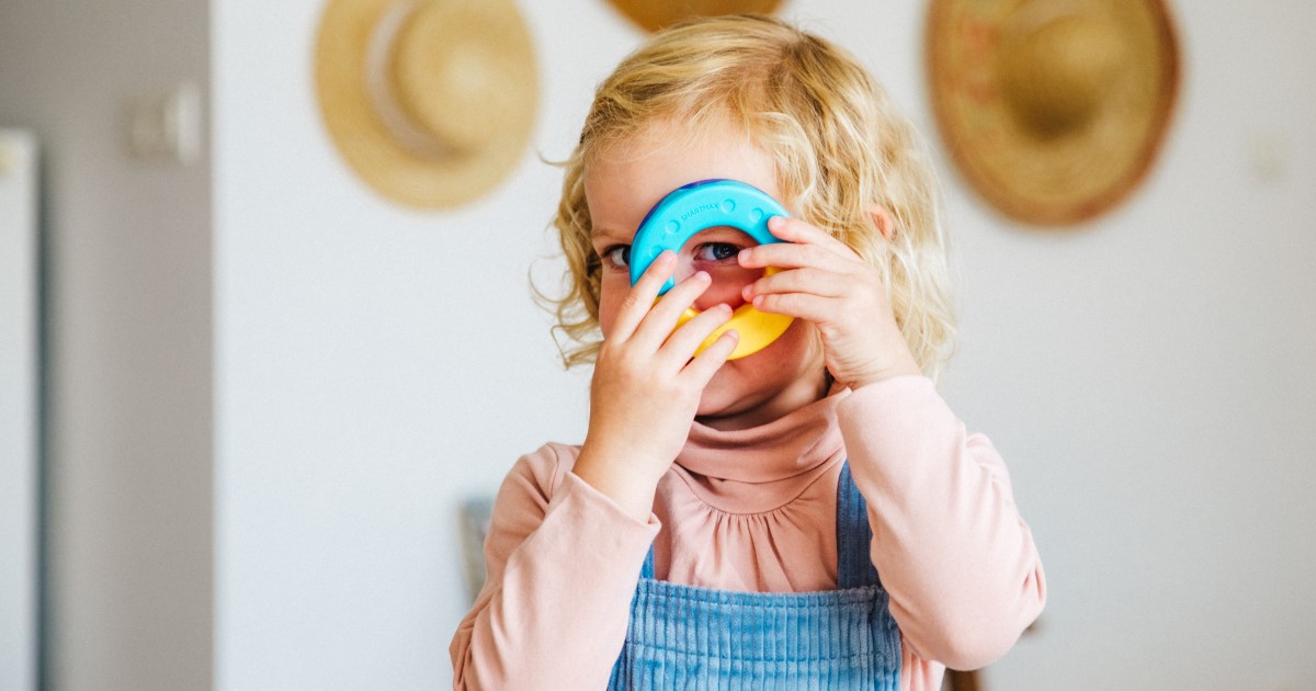 SmartMax What is imaginative play and why is it important for toddlers?